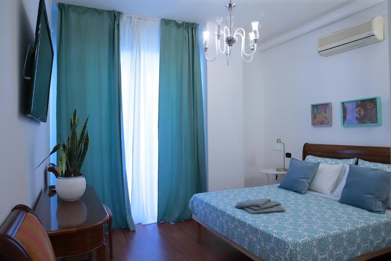 فندق L.T. Savoia Palace & Cavour C.L. باري المظهر الخارجي الصورة