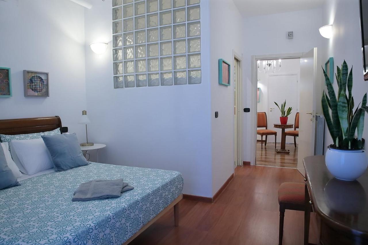 فندق L.T. Savoia Palace & Cavour C.L. باري المظهر الخارجي الصورة